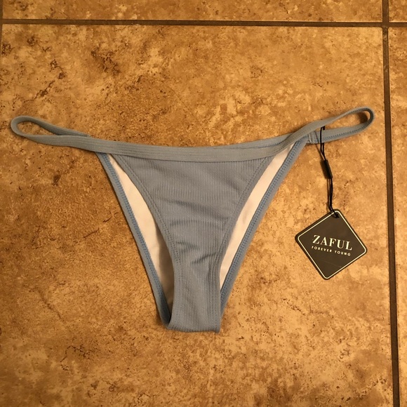 Light Blue Ribbed Hook String Bikini Set - L - Picture 4 of 6